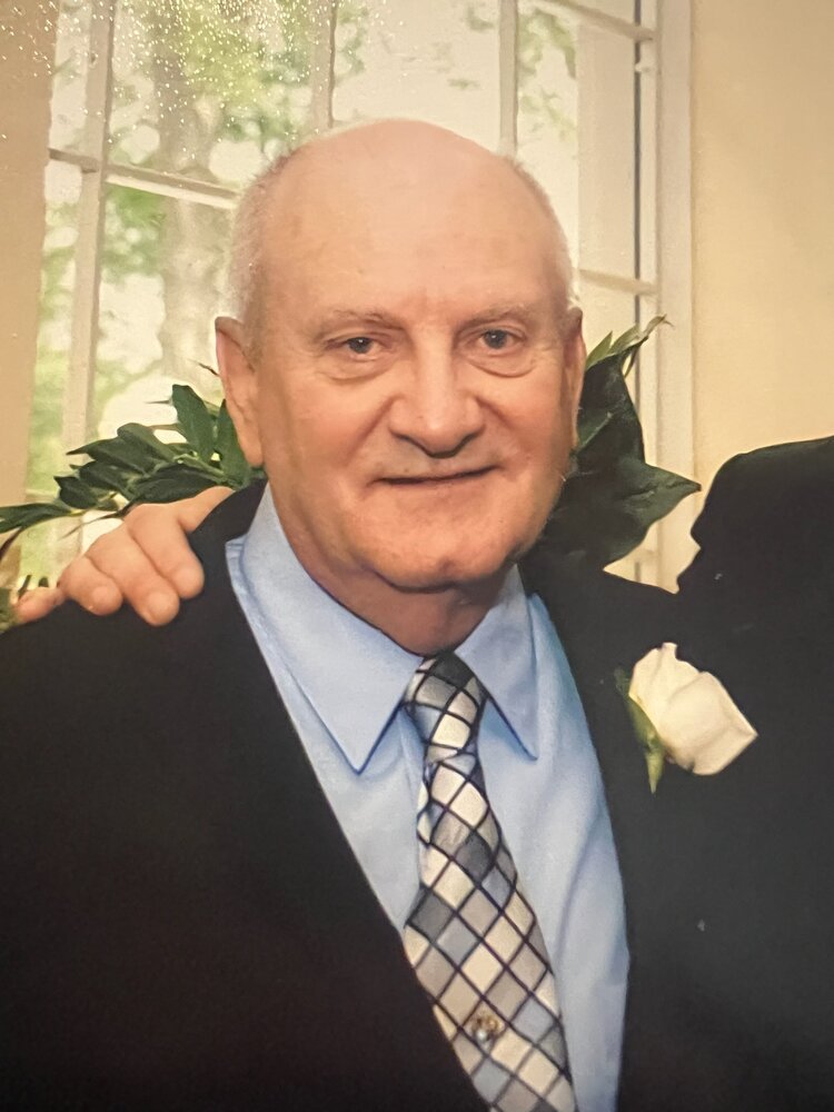 Lawrence Hinkle