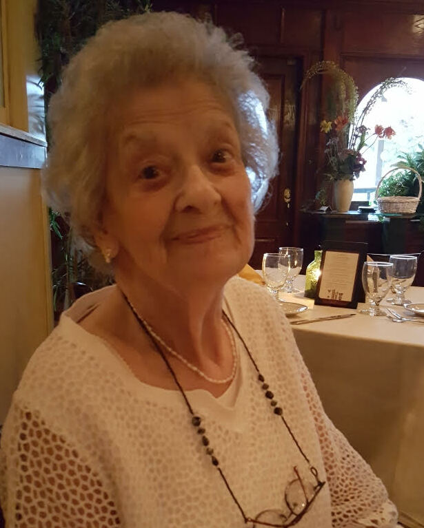 Anita  Miller